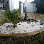 Bed & Breakfast Des Vignes D Hotes Et En Vendee Piscine Chauffee