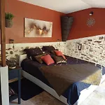 Mas Des Vignes Piscine Chauffee Bed & Breakfast Le Champ-Saint-Pere