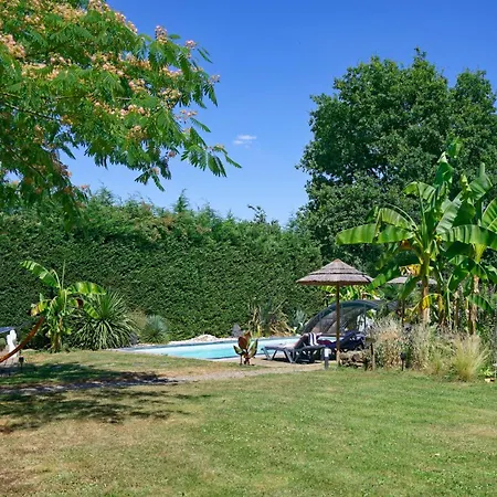 Des Vignes D Hotes Et En Vendee Piscine Chauffee * Le Champ-Saint-Père