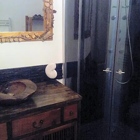 Bed & Breakfast Des Vignes D Hotes Et En Vendee Piscine Chauffee