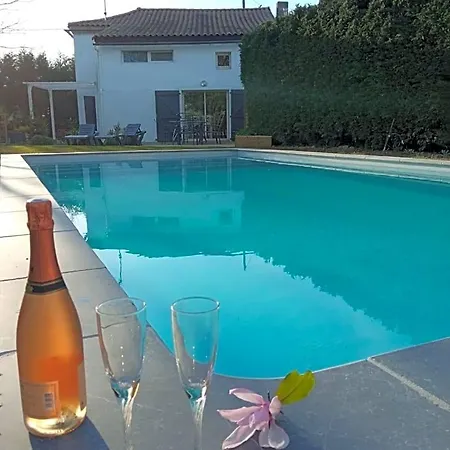 Des Vignes D Hotes Et En Vendee Piscine Chauffee Le Champ-Saint-Pere