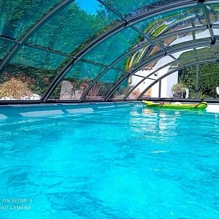 Bed & Breakfast Des Vignes D Hotes Et En Vendee Piscine Chauffee *