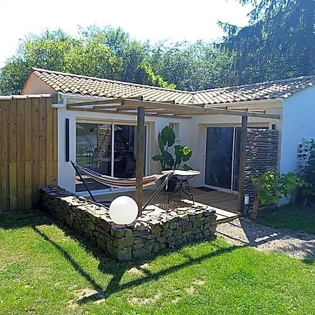Des Vignes D Hotes Et En Vendee Piscine Chauffee * Le Champ-Saint-Pere