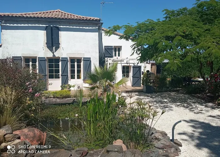Mas Des Vignes Piscine Chauffee Le Champ-Saint-Pere