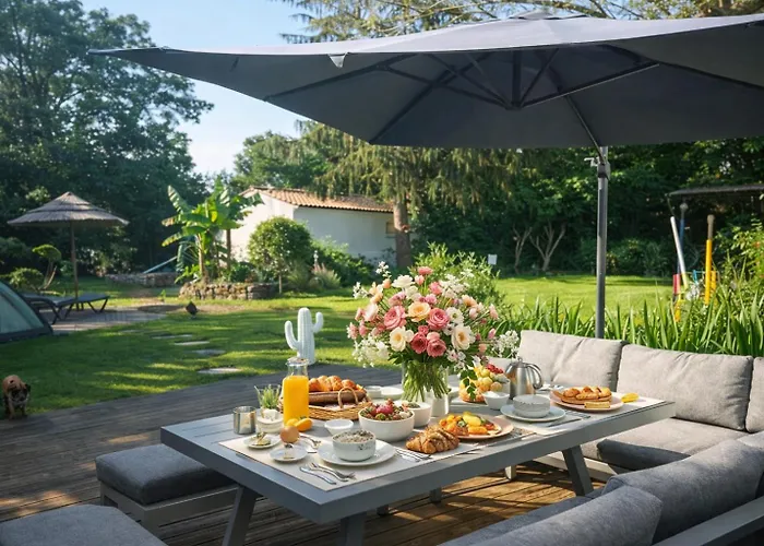 Mas Des Vignes Piscine Chauffee * Le Champ-Saint-Pere